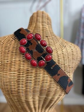 Red Stone Western Buckle Cowhide Waist Belt